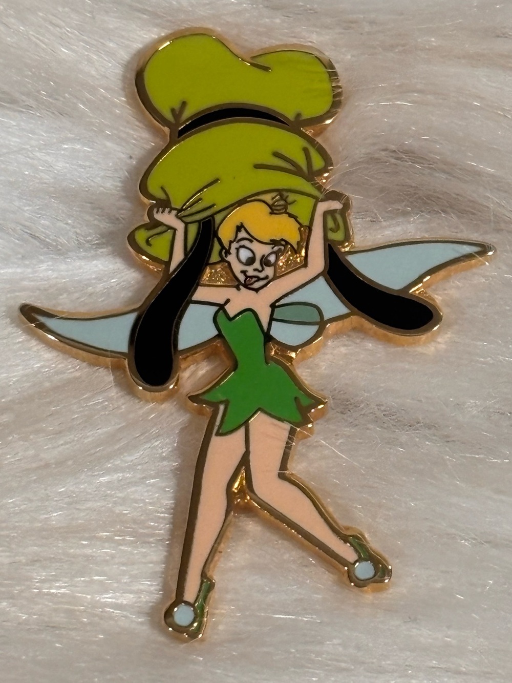 Disney 2005 Tinkerbell In Goofy’s Hat Pin